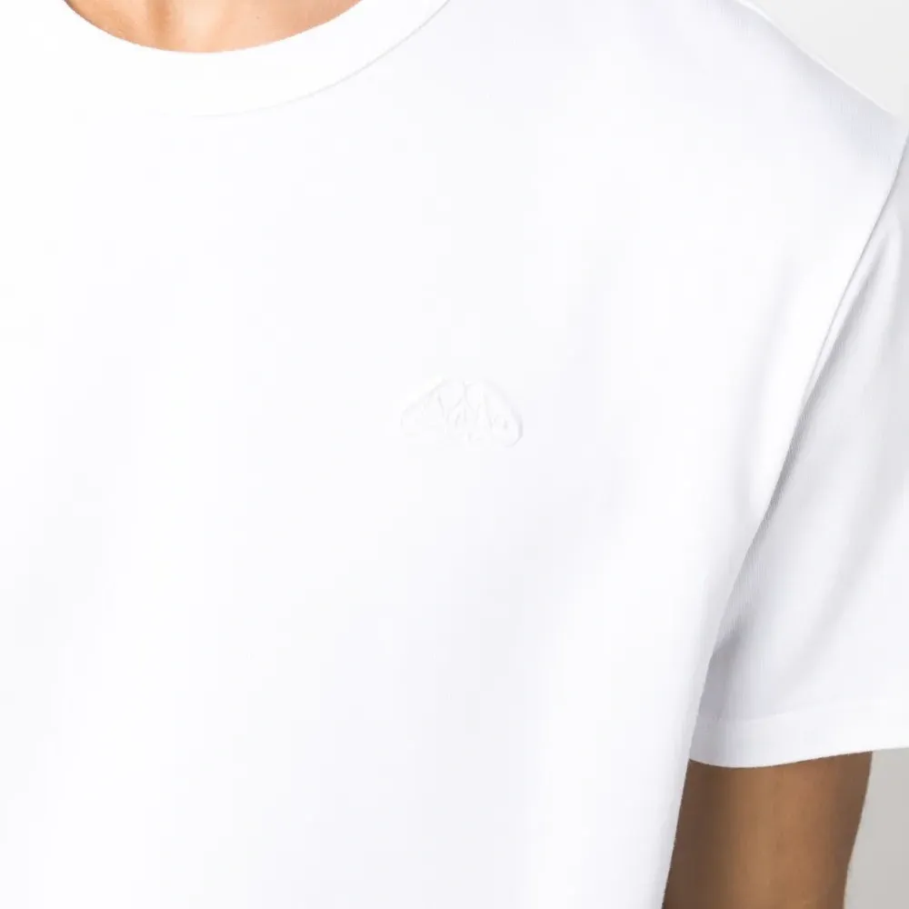 Футболка с вышитым логотипом