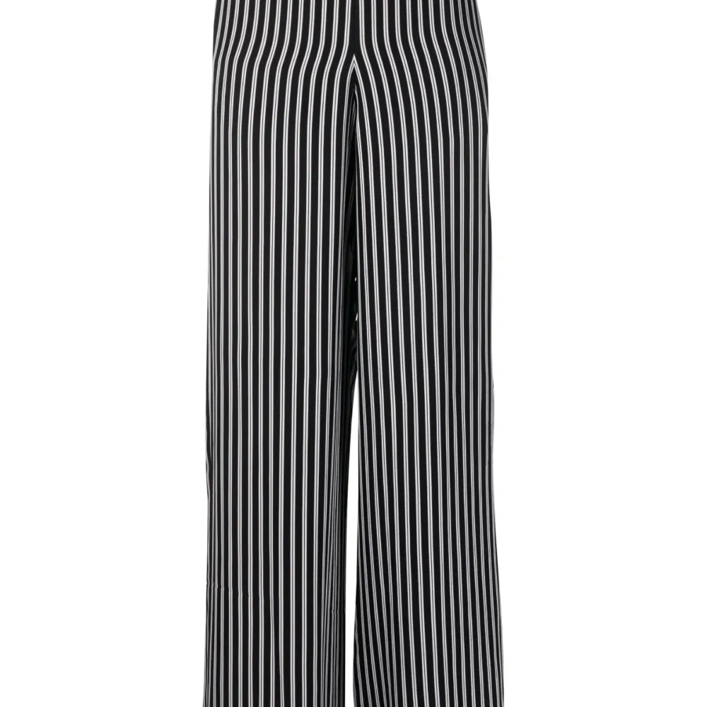 Полосатые брюки широкого кроя