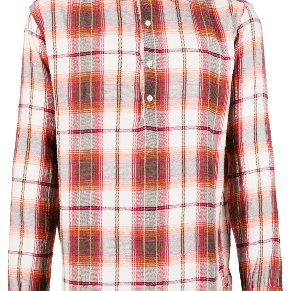 Клетчатая рубашка с длинными рукавами