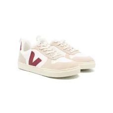 Кроссовки с нашивкой-логотипом