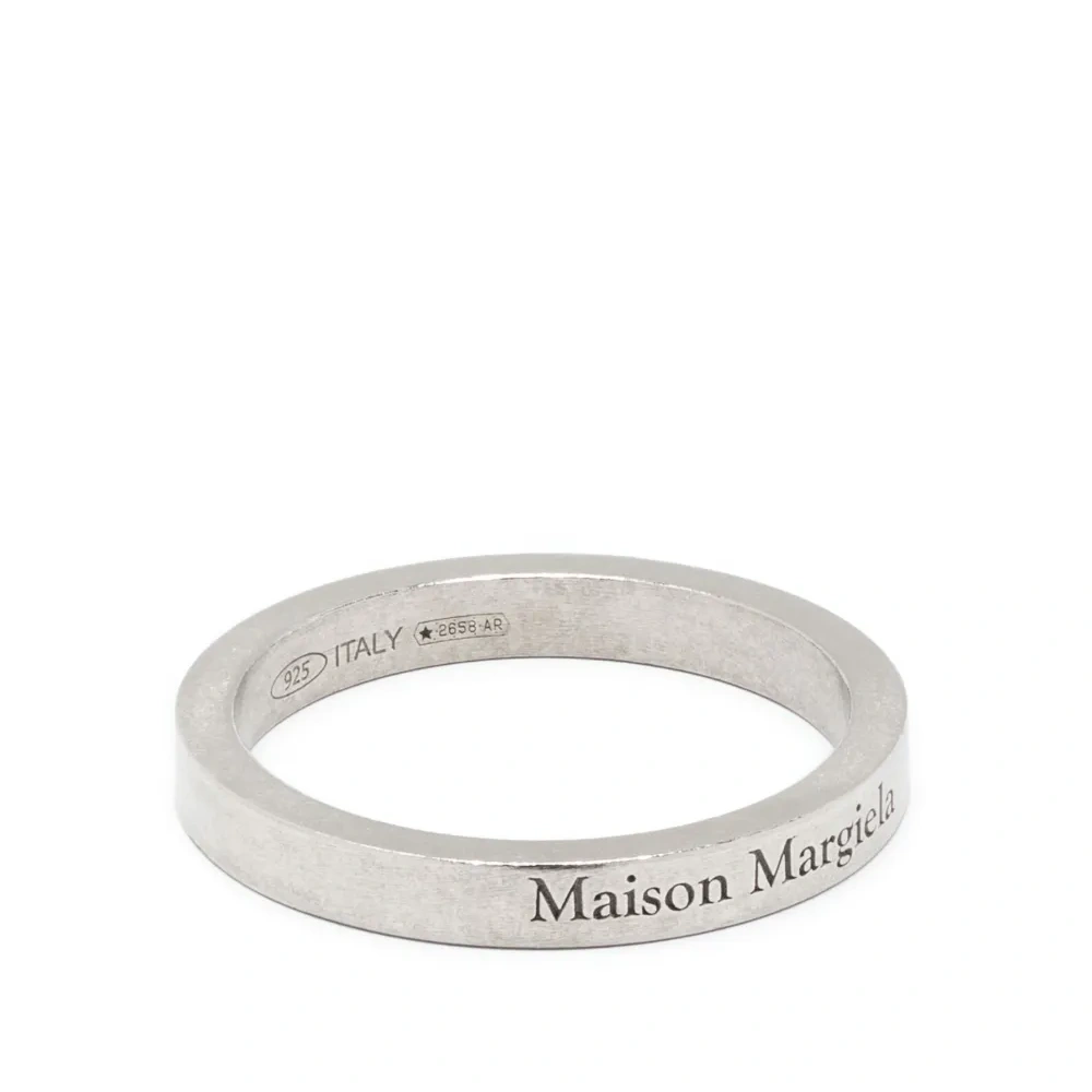 Кольцо с логотипом