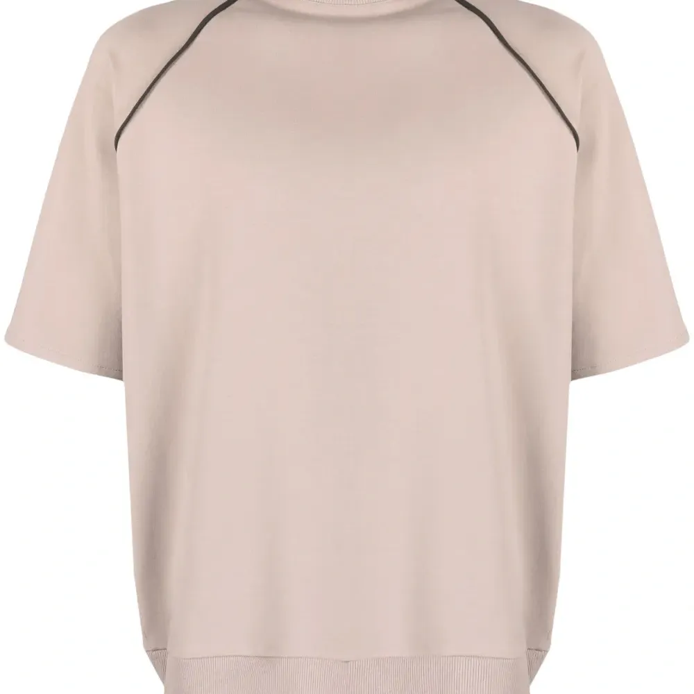 Футболка с короткими рукавами