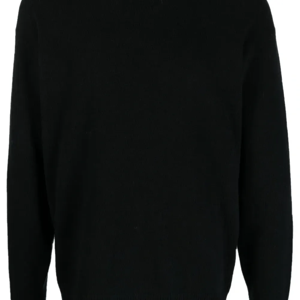 Джемпер с круглым вырезом