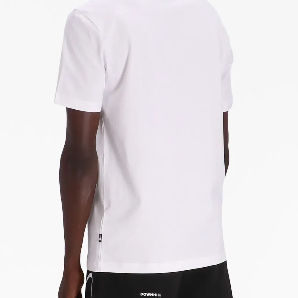 Футболка с логотипом