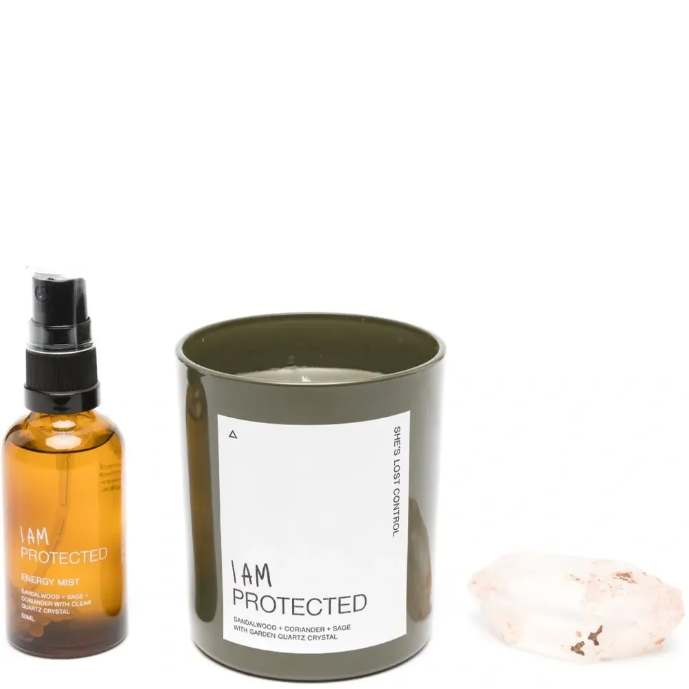 Набор свечей I Am Protected из коллаборации с Browns