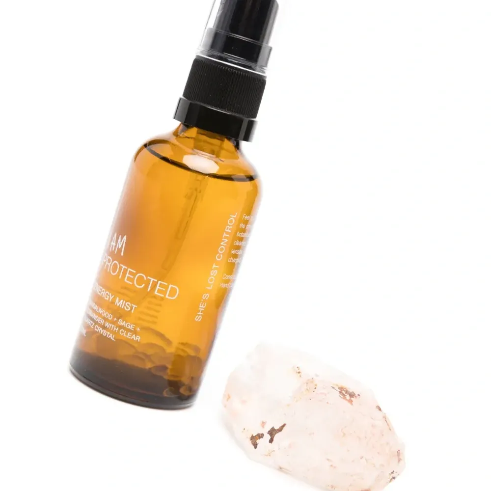 Набор свечей I Am Protected из коллаборации с Browns