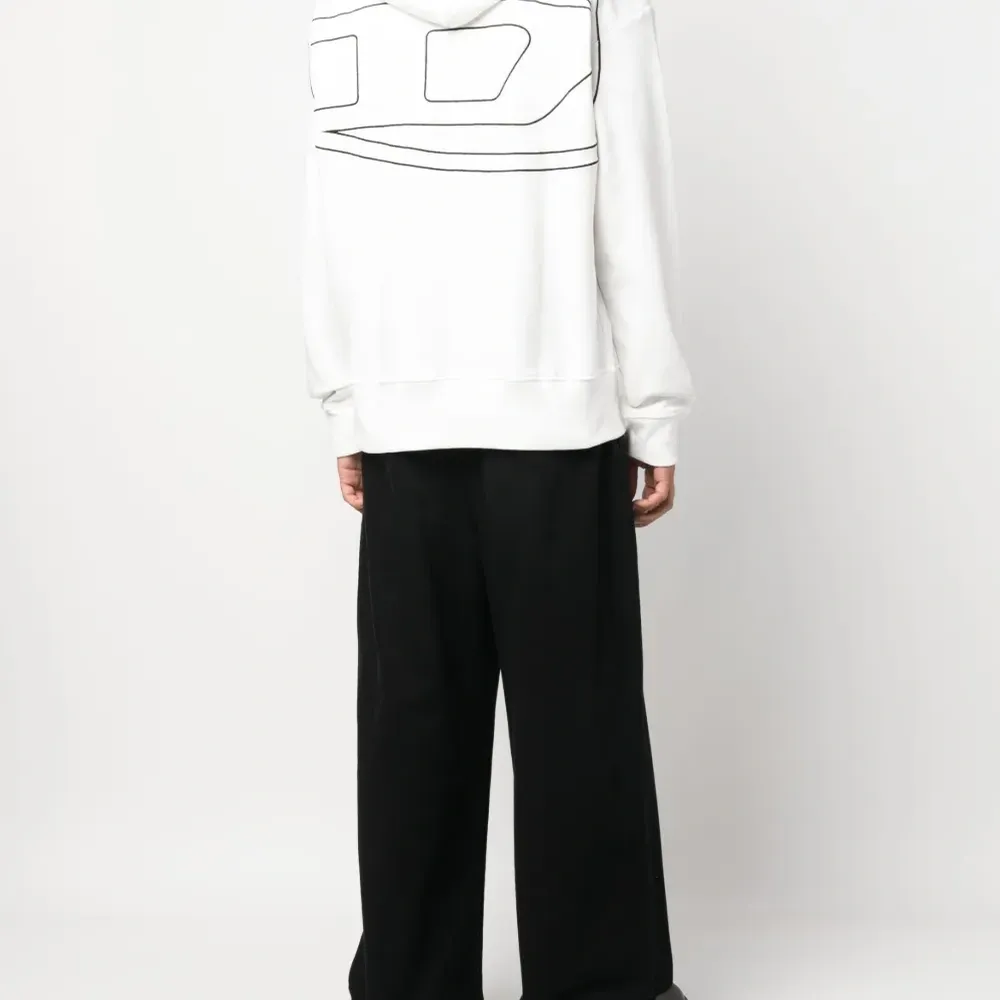 Худи S-Macs-Megoval-D