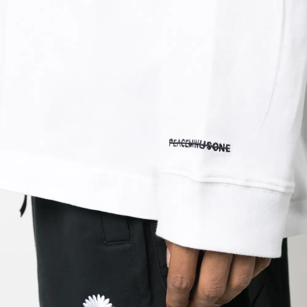 Футболка G-Dragon из коллаборации с Peaceminusone