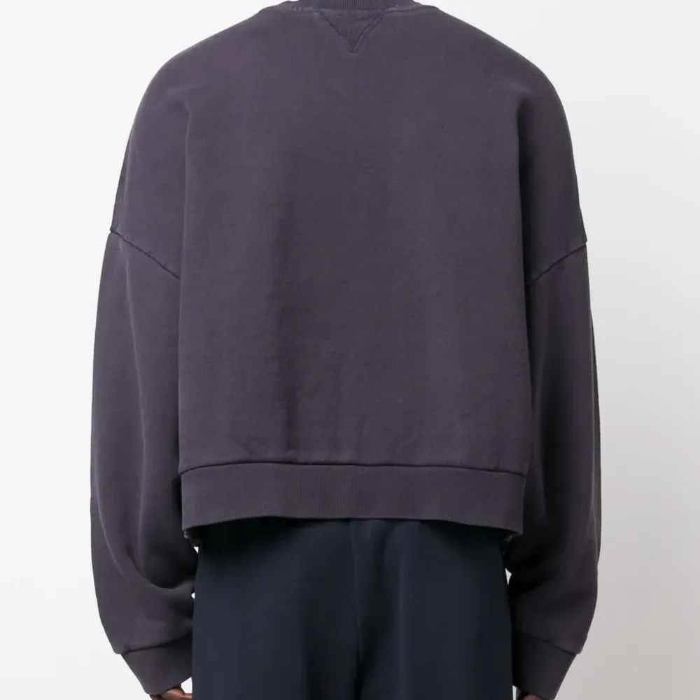 Толстовка с приспущенными плечами