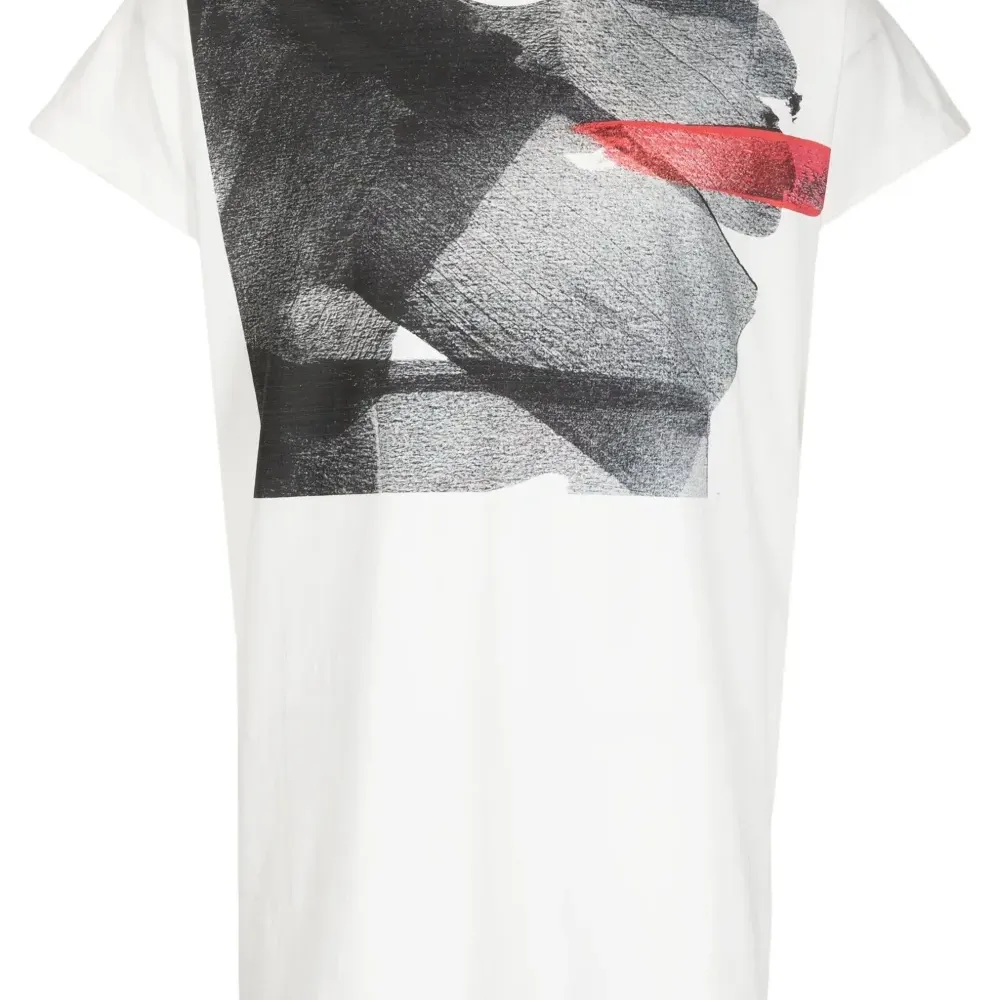 Футболка с графичным принтом