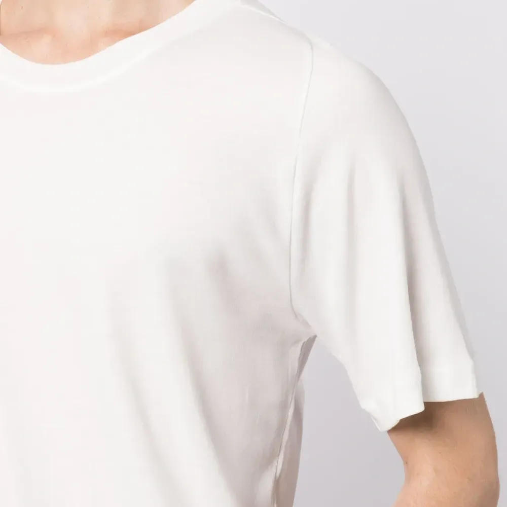 Футболка с закругленным подолом