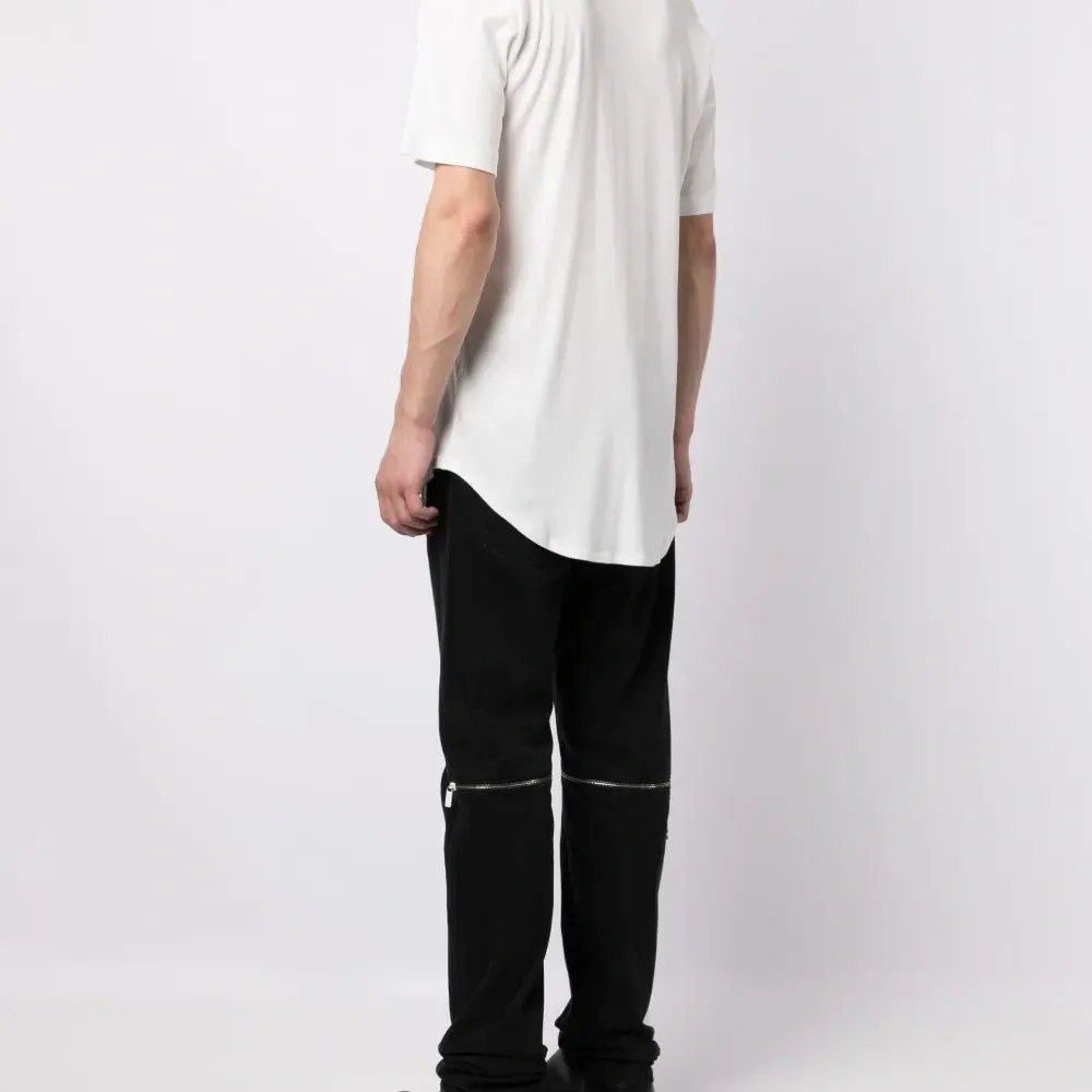 Футболка с закругленным подолом