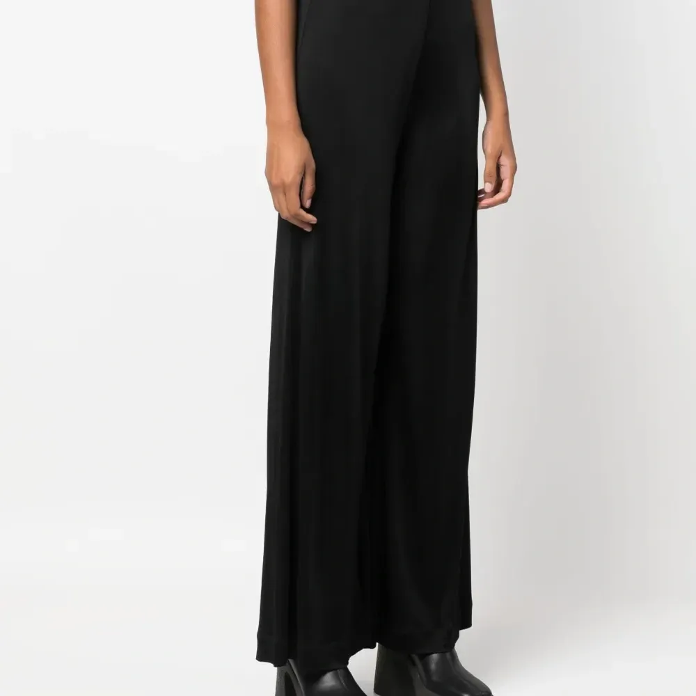 Брюки палаццо с завышенной талией