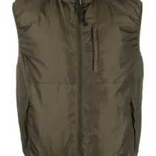 Дутый жилет с высоким воротником