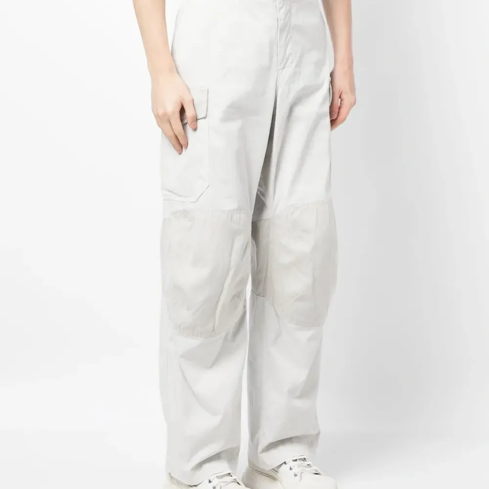 Брюки с карманами