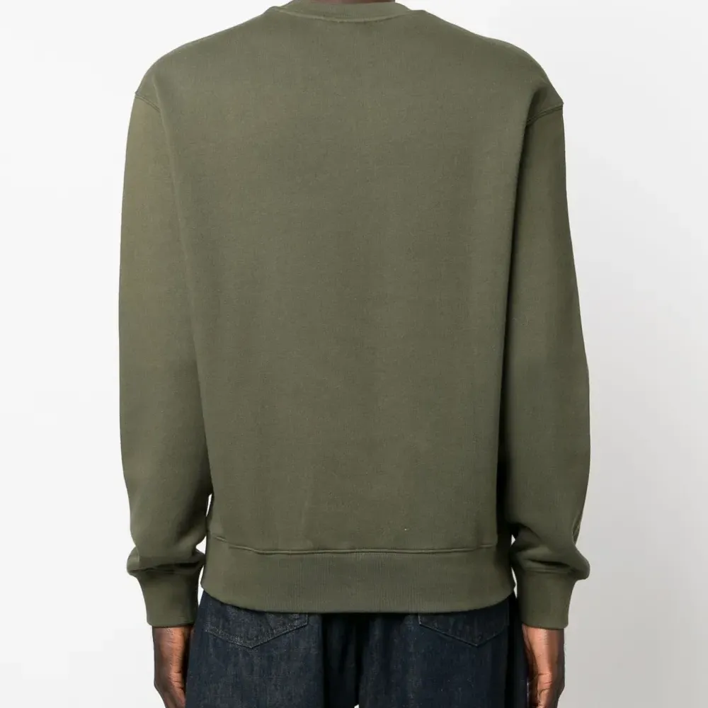 Толстовка с цветочной вышивкой