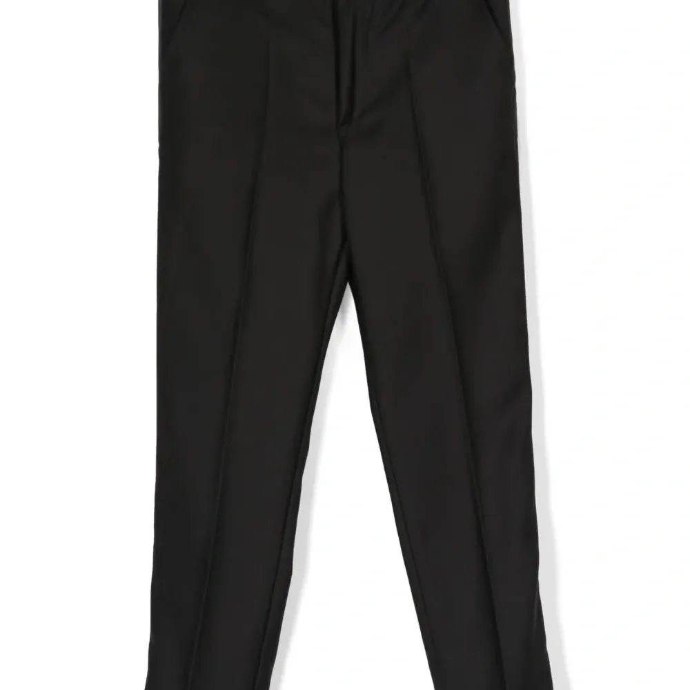 Брюки узкого кроя