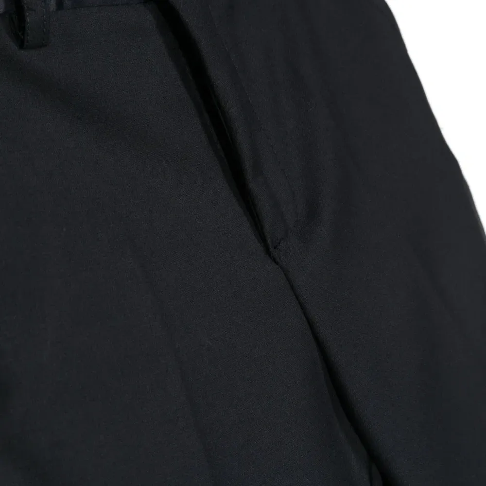 Брюки узкого кроя