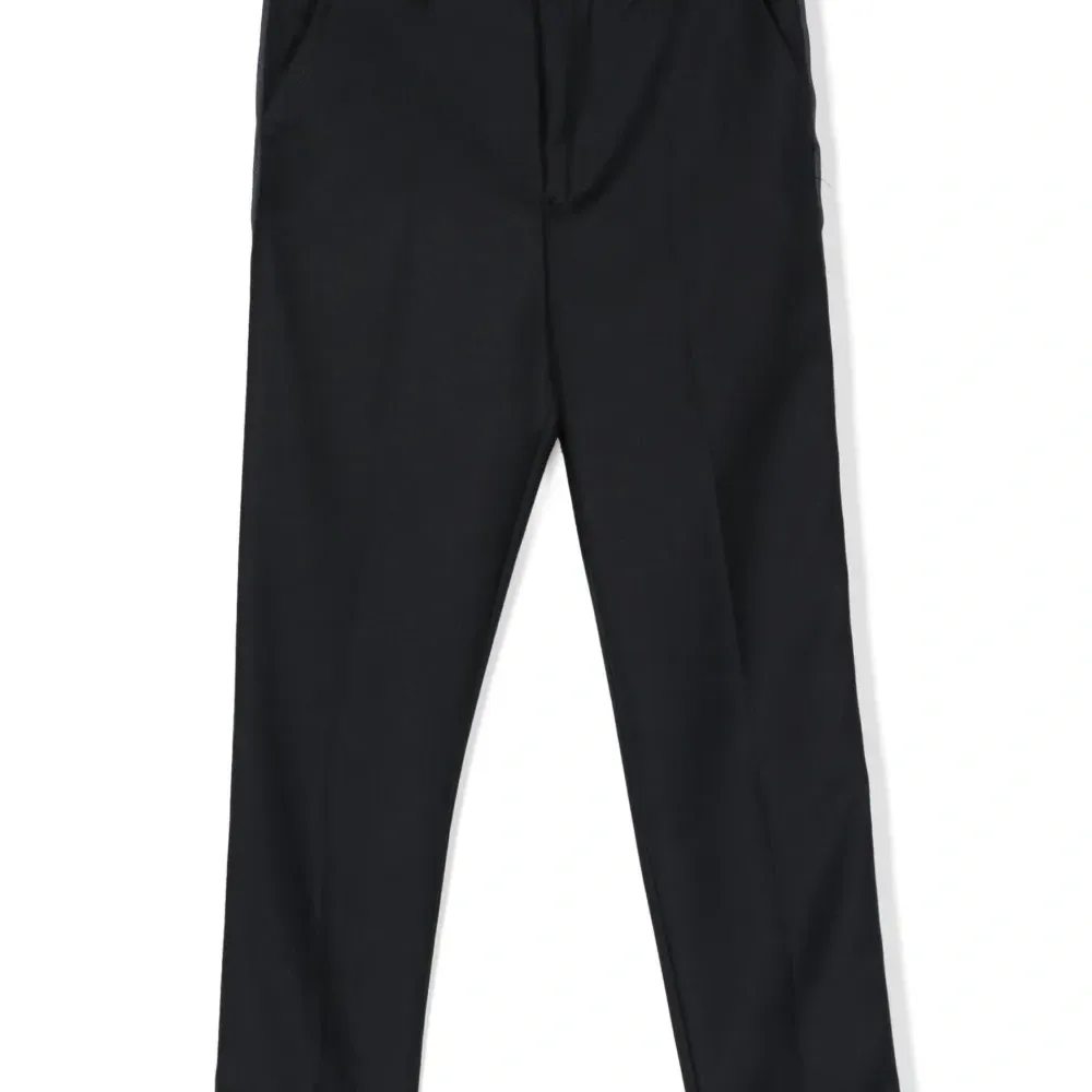 Брюки узкого кроя