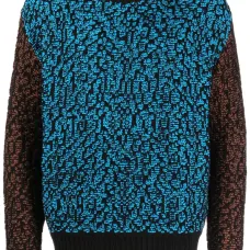 Толстовка вязки интарсия