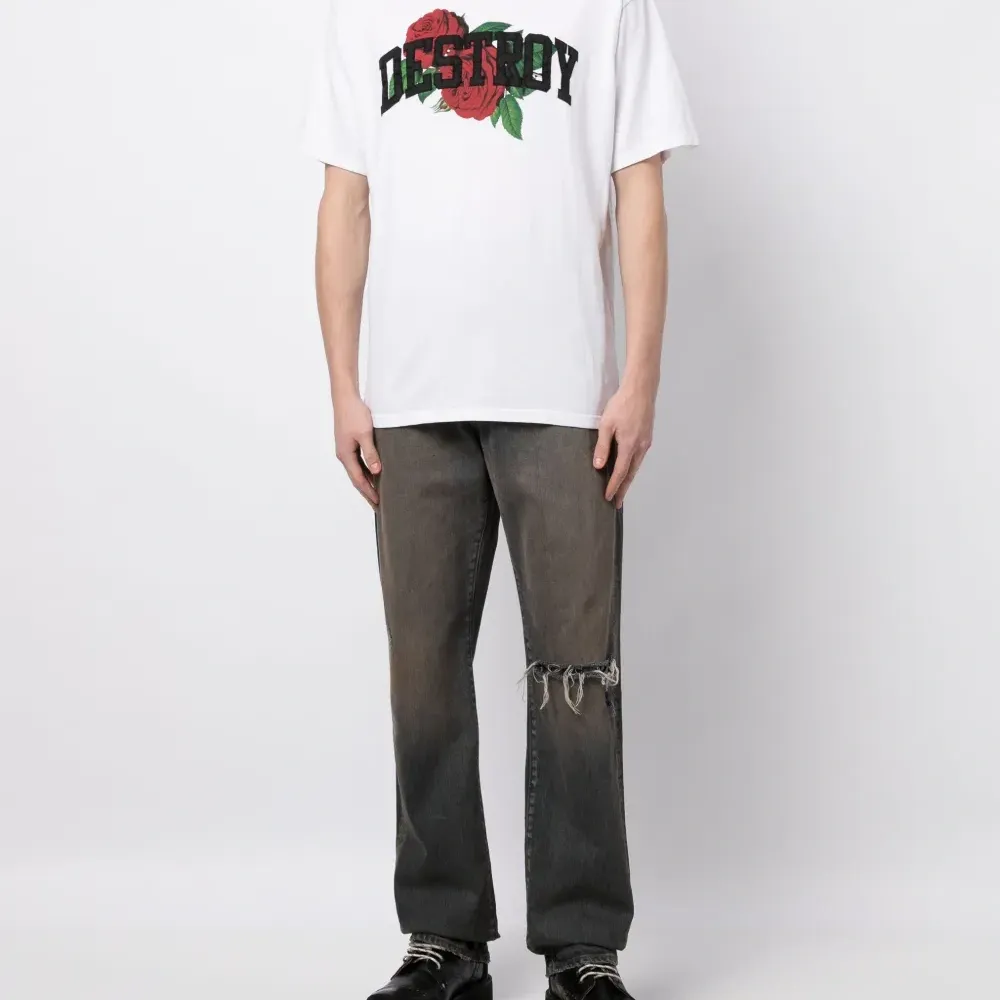 Футболка с графичным принтом