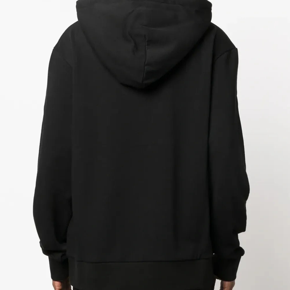 Худи с кулиской и вышитым логотипом