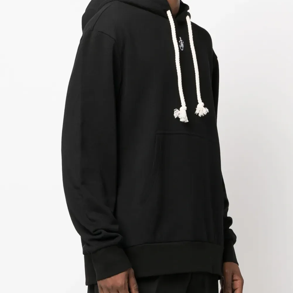 Худи с кулиской и вышитым логотипом