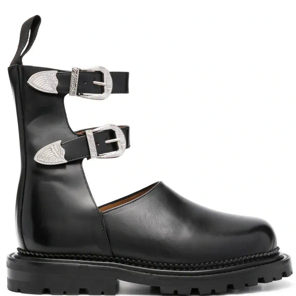 Ботильоны с пряжками