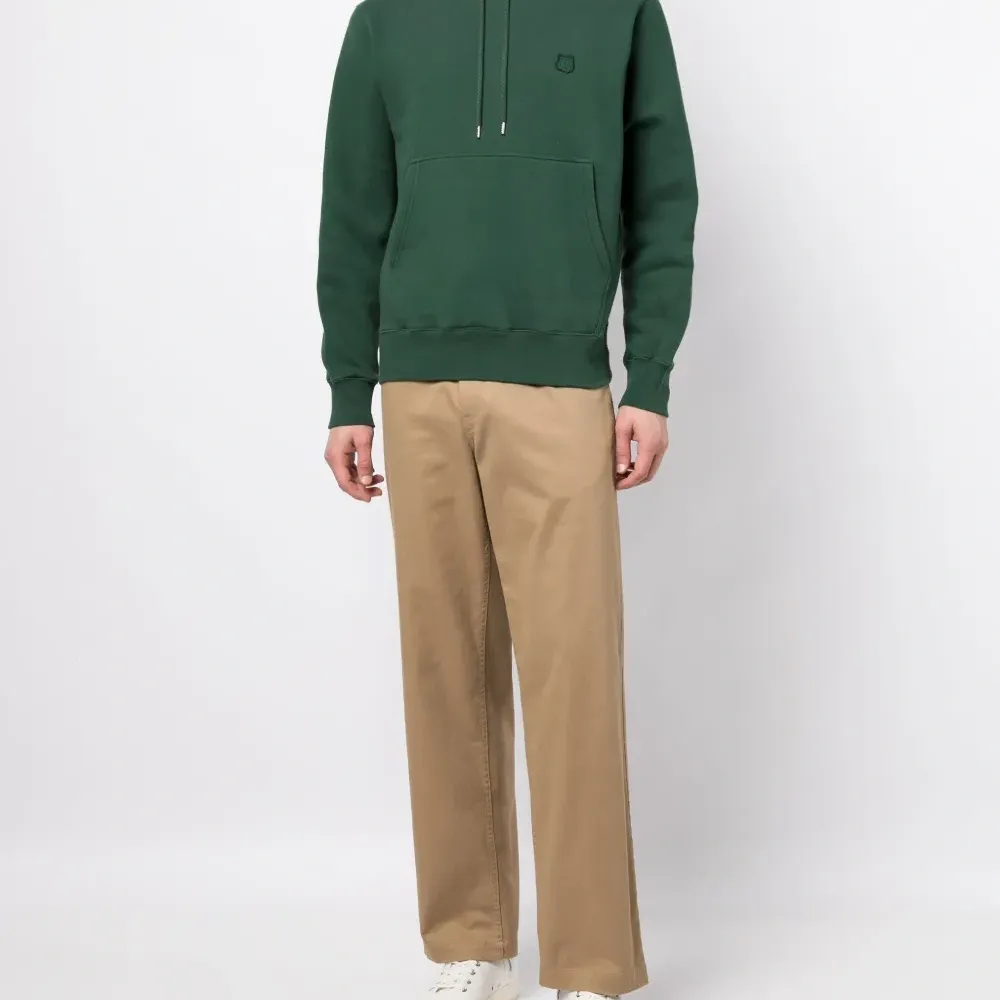 Худи с нашивкой-логотипом