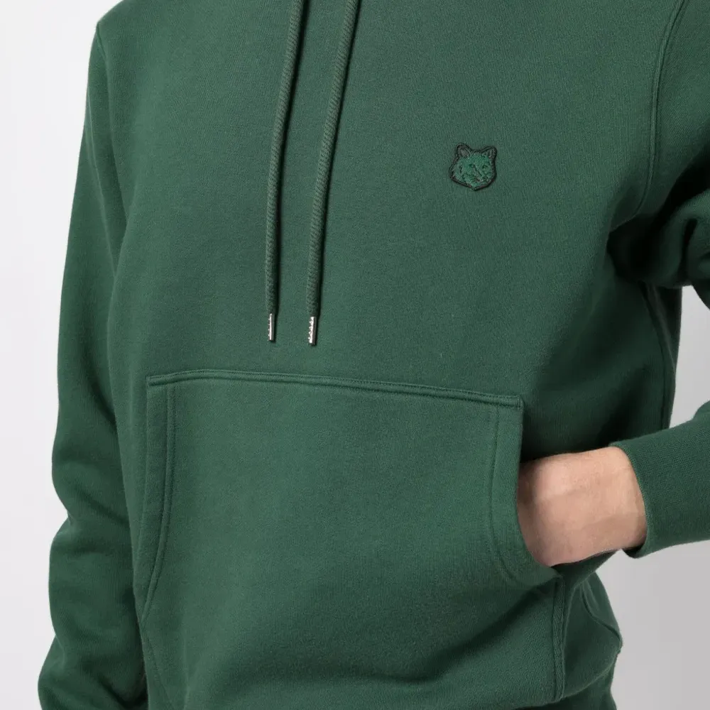 Худи с нашивкой-логотипом