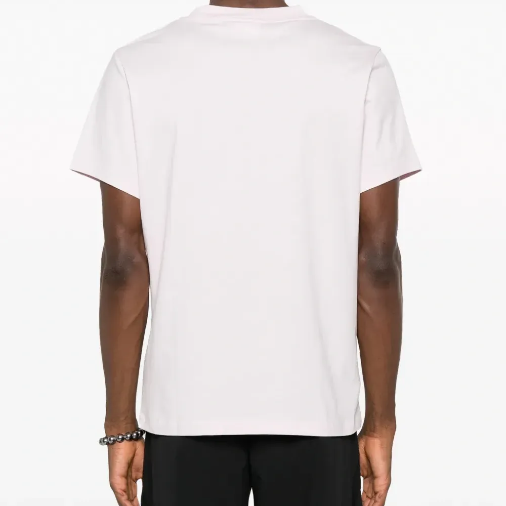 Футболка с вышитым логотипом