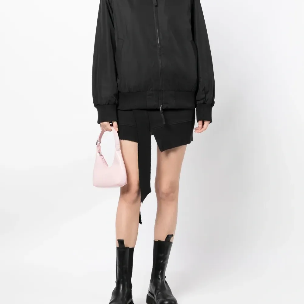 Бомбер на молнии