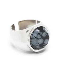 Кольцо с камнем и гравировкой Кольцо с камнем и гравировкой