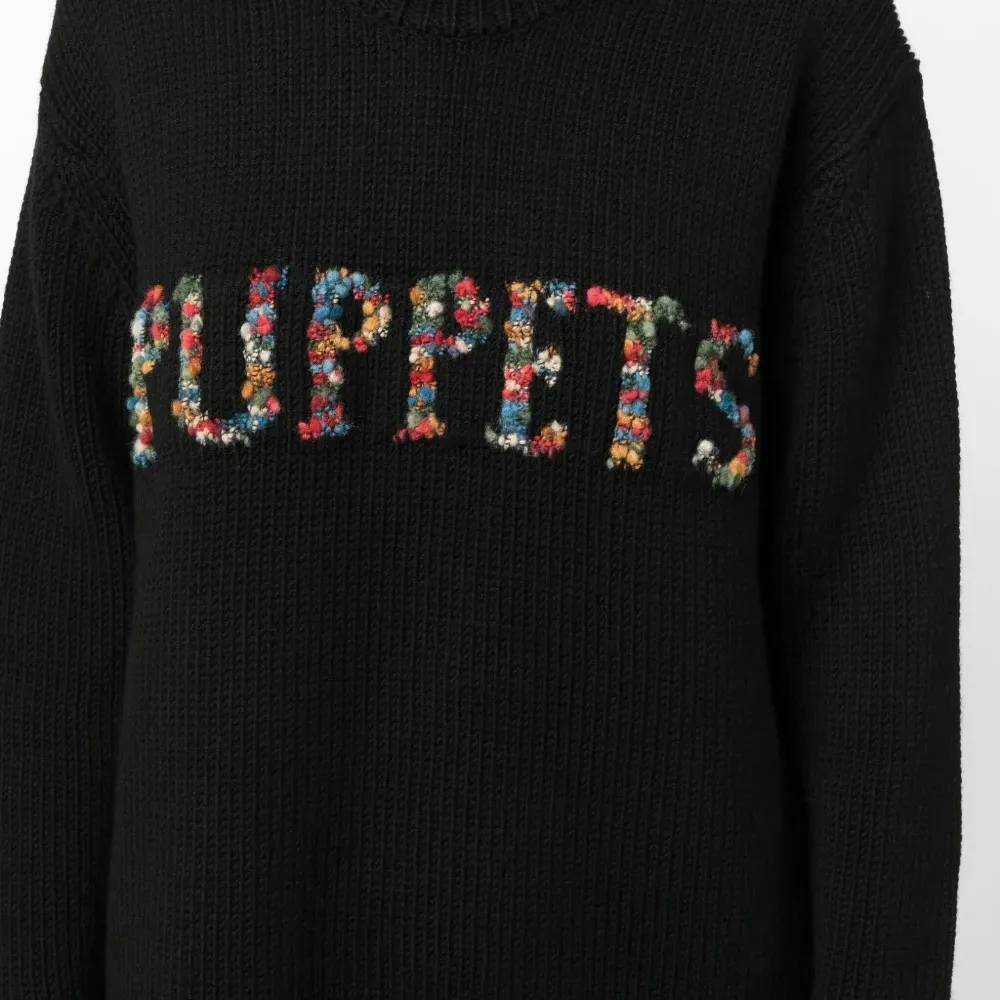 Свитер из смесовой шерсти с вышивкой