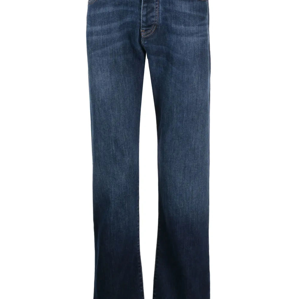 Прямые джинсы J21