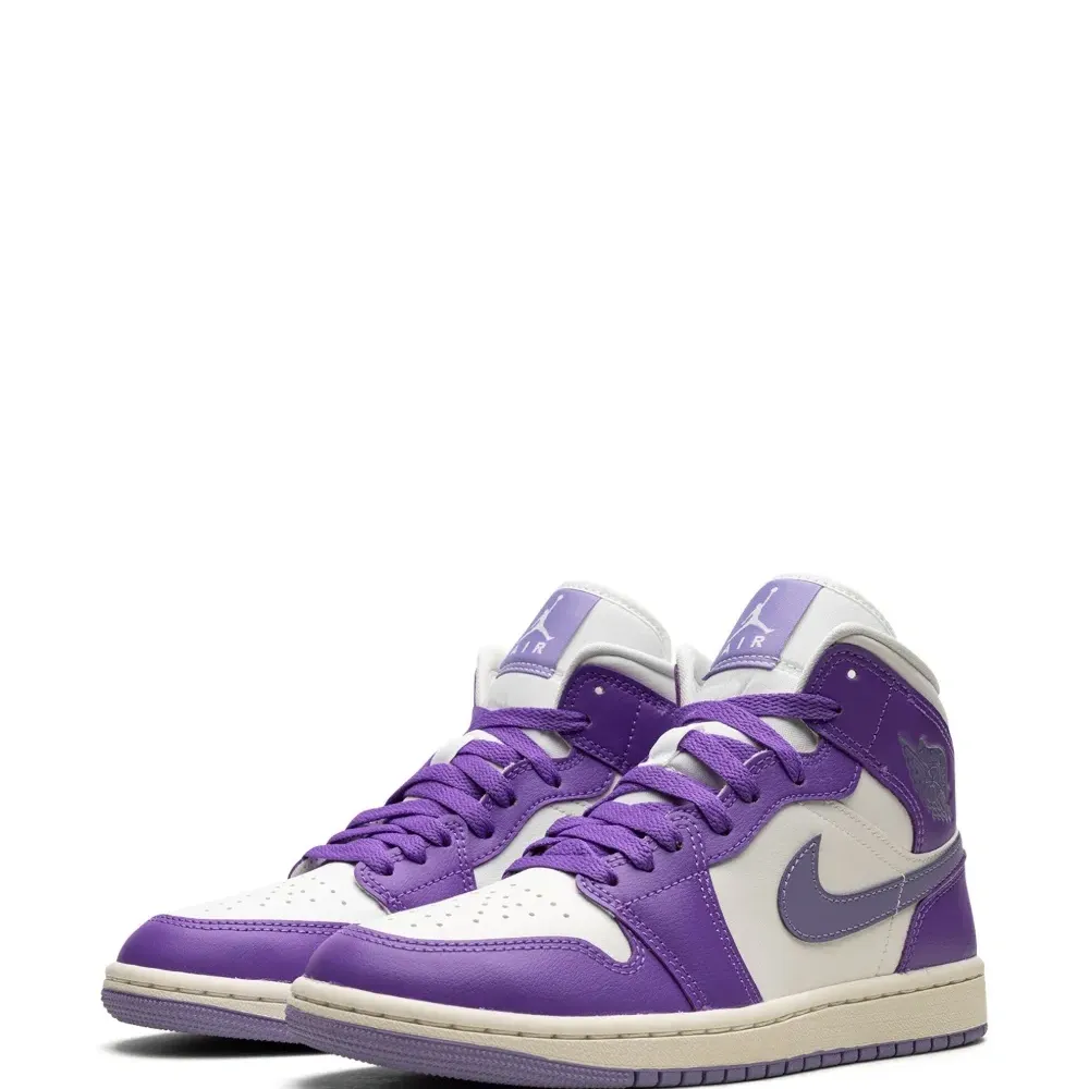 Кроссовки Air Jordan 1 Mid Action Grape
