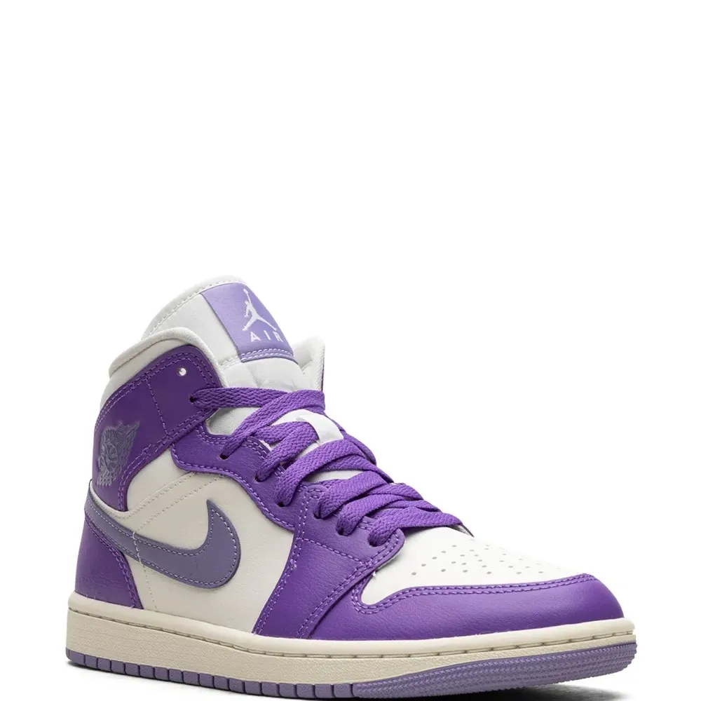 Кроссовки Air Jordan 1 Mid Action Grape