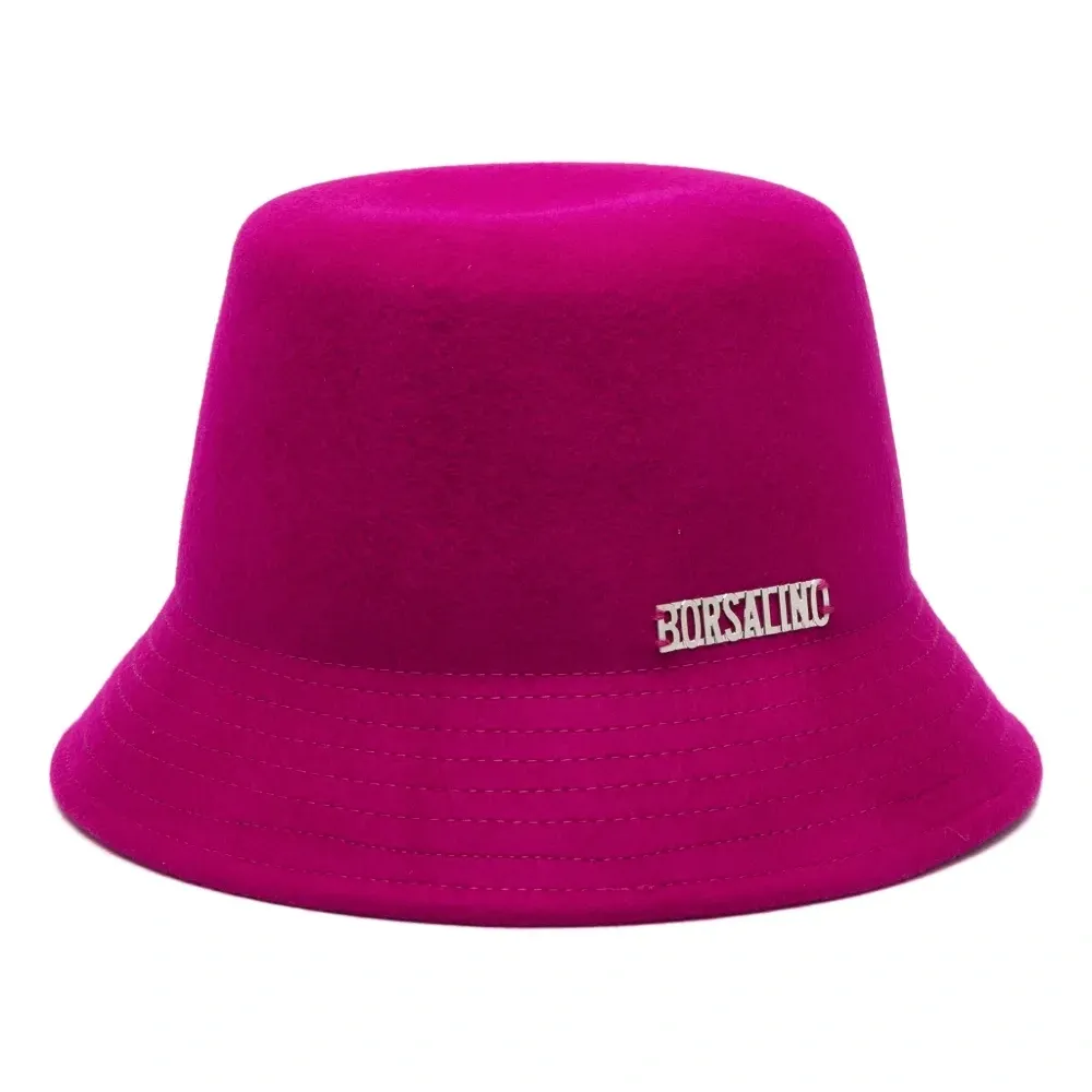 Панама с логотипом