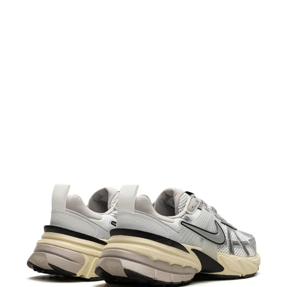 Кроссовки V2K Run 'Metallic Silver'