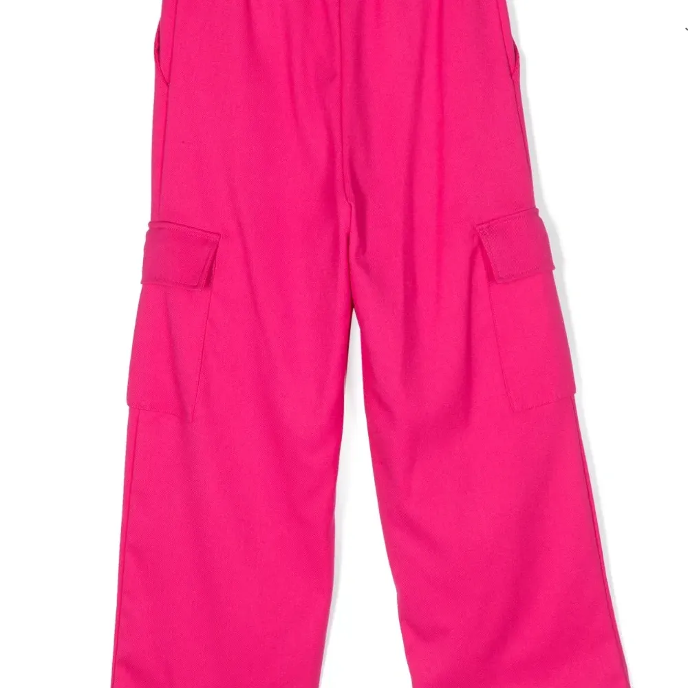 Брюки карго с вышитым логотипом