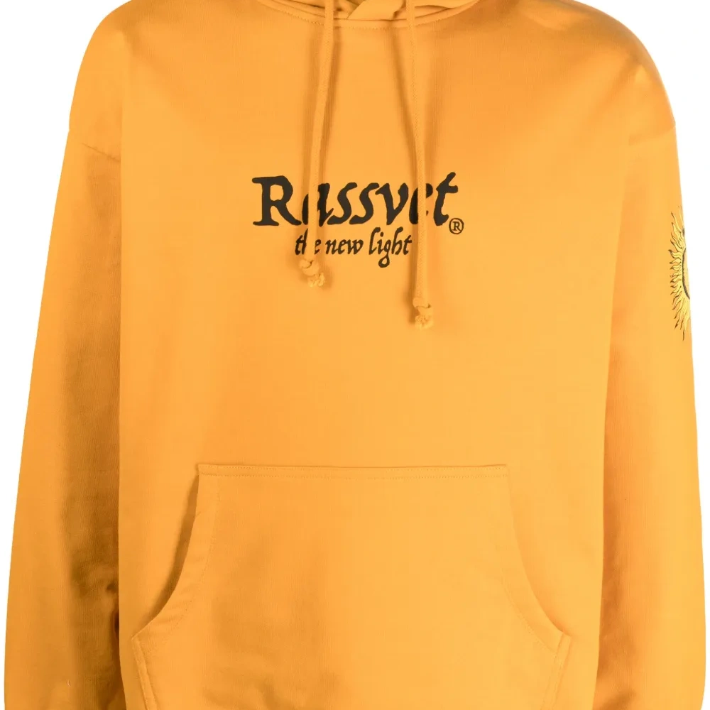 Худи с кулиской и логотипом