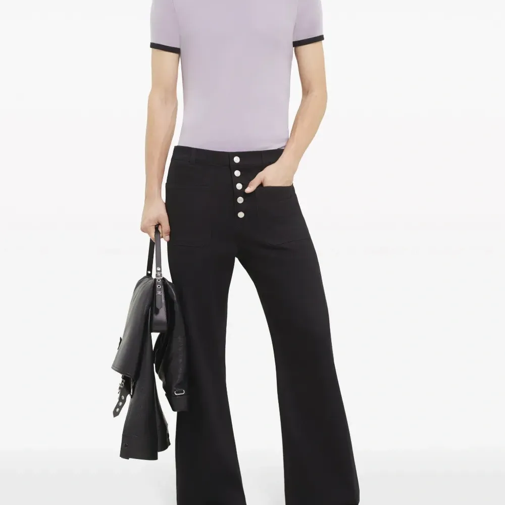 Футболка с логотипом