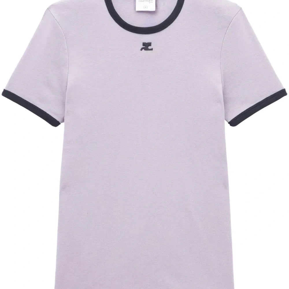 Футболка с логотипом