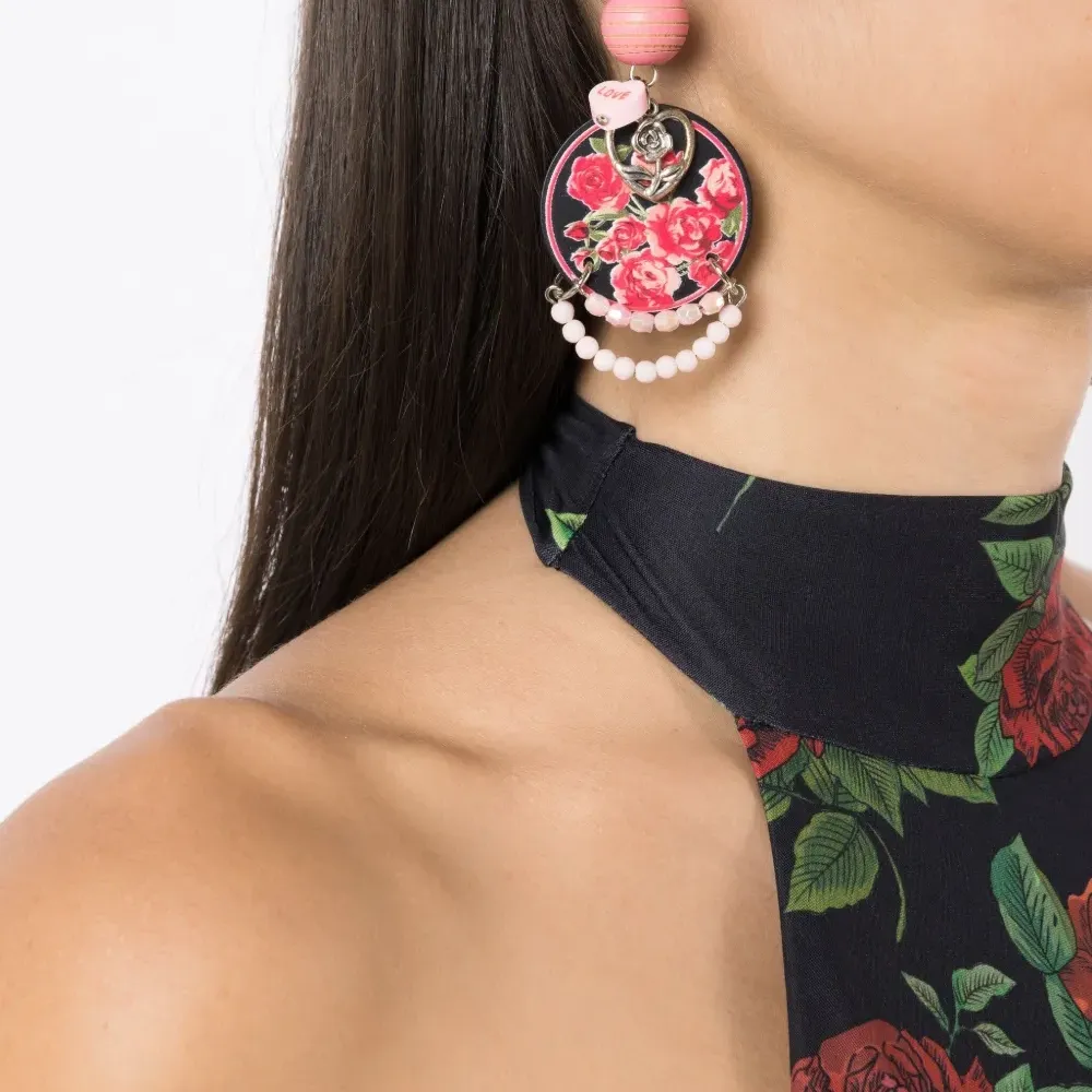 Серьги с искусственным жемчугом и цветочным принтом
