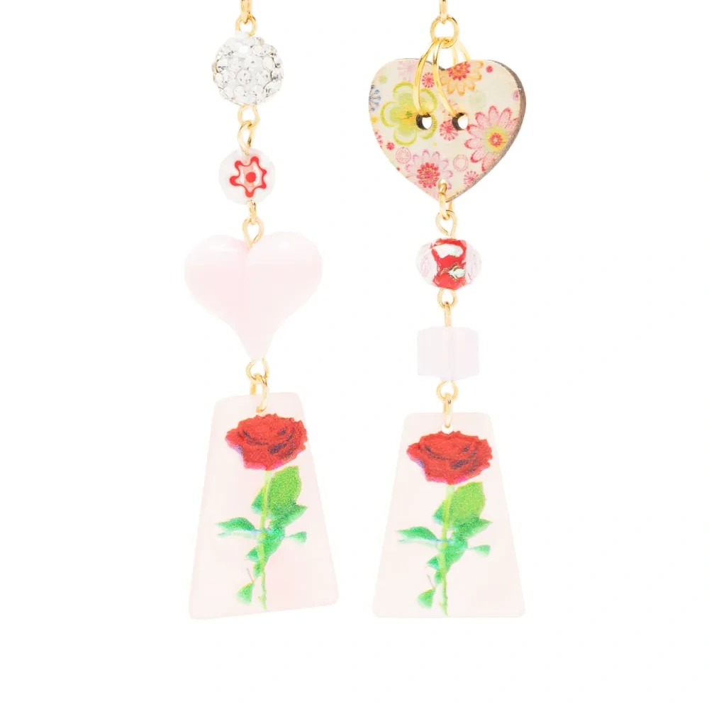 Непарные серьги с цветочным принтом