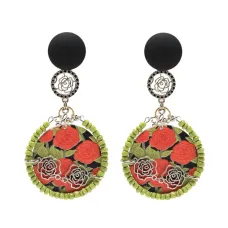 Серьга Love с цветочным принтом