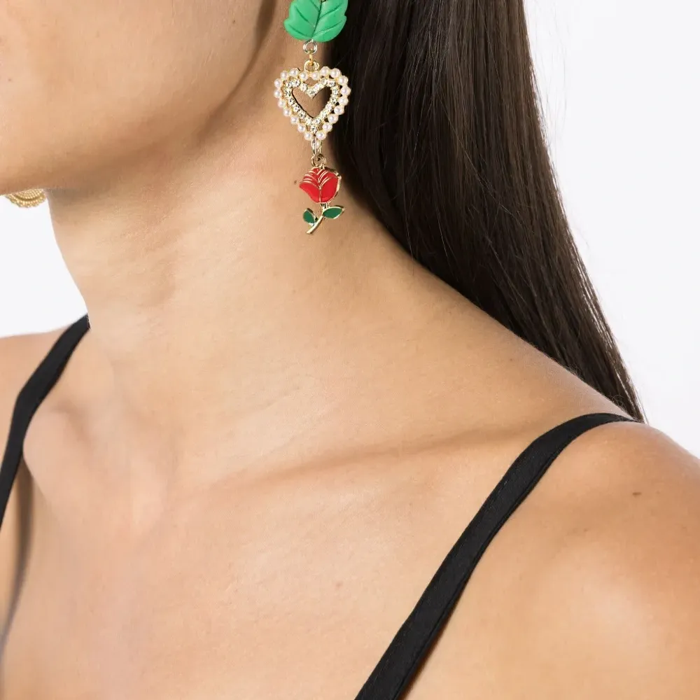 Непарные серьги с искусственным жемчугом