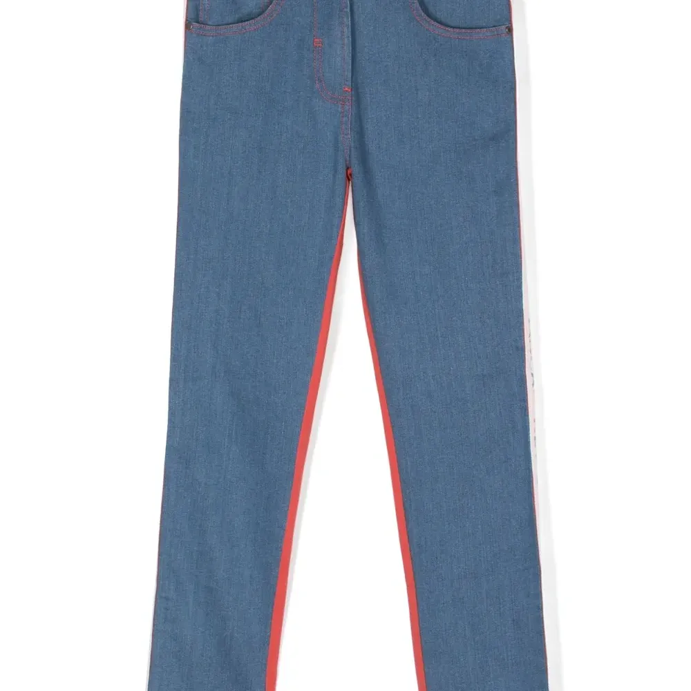 Джинсы скинни с логотипами на лампасах