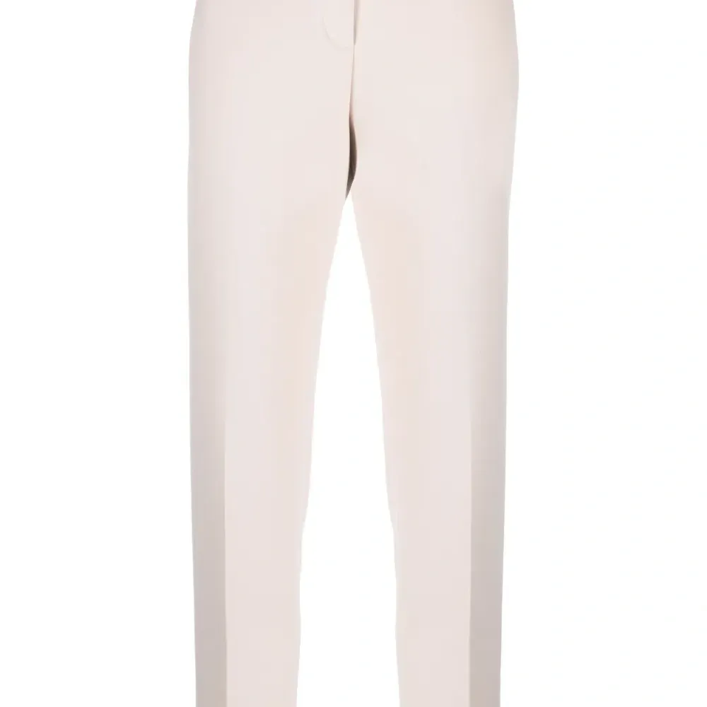 Укороченные брюки со складками