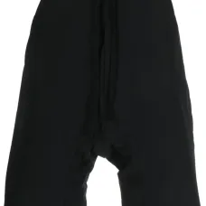 Шорты с эластичным поясом и низким шаговым швом